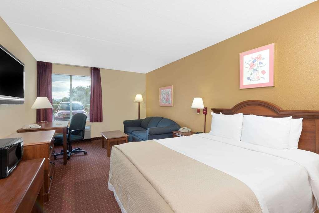 Best Western Carlisle South Екстер'єр фото